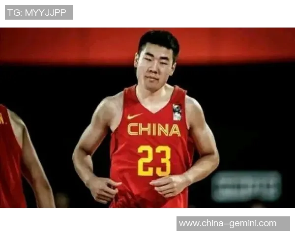 王泉泽：从篮球新星到国家队的希望之光，未来无限可能的成长之路