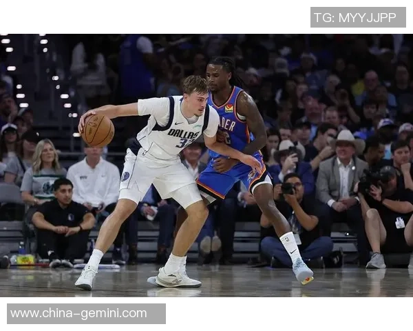 独行侠与雷霆激战正酣谁能在NBA赛场上笑到最后