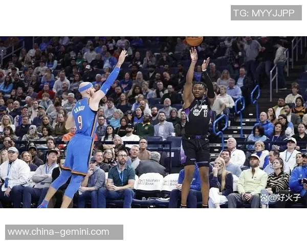 雷霆与爵士精彩对决回顾26号比赛录像分析与精彩瞬间分享