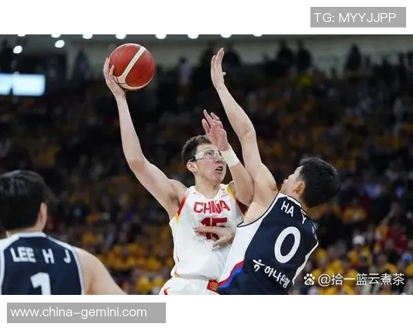 杭州篮球队战术解析与比赛策略探讨提升球队竞争力的关键因素