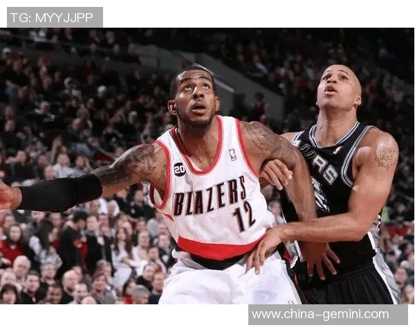 杰伦布朗如何在NBA赛场上展现领导力与全面技能的双重魅力