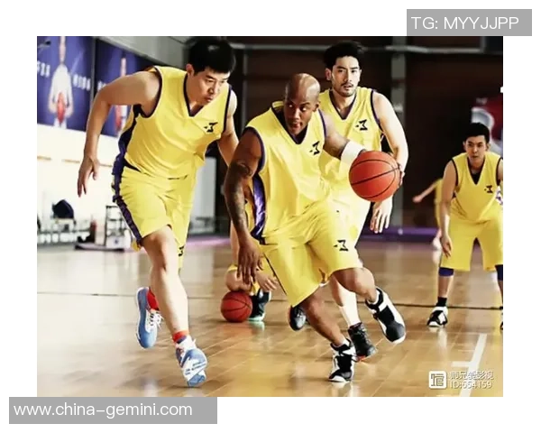 篮球明星父子情深传承梦想共同书写辉煌篮球传奇